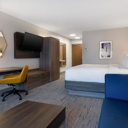 Holiday Inn Express & Suites Oscoda By Ihg Esterno foto
