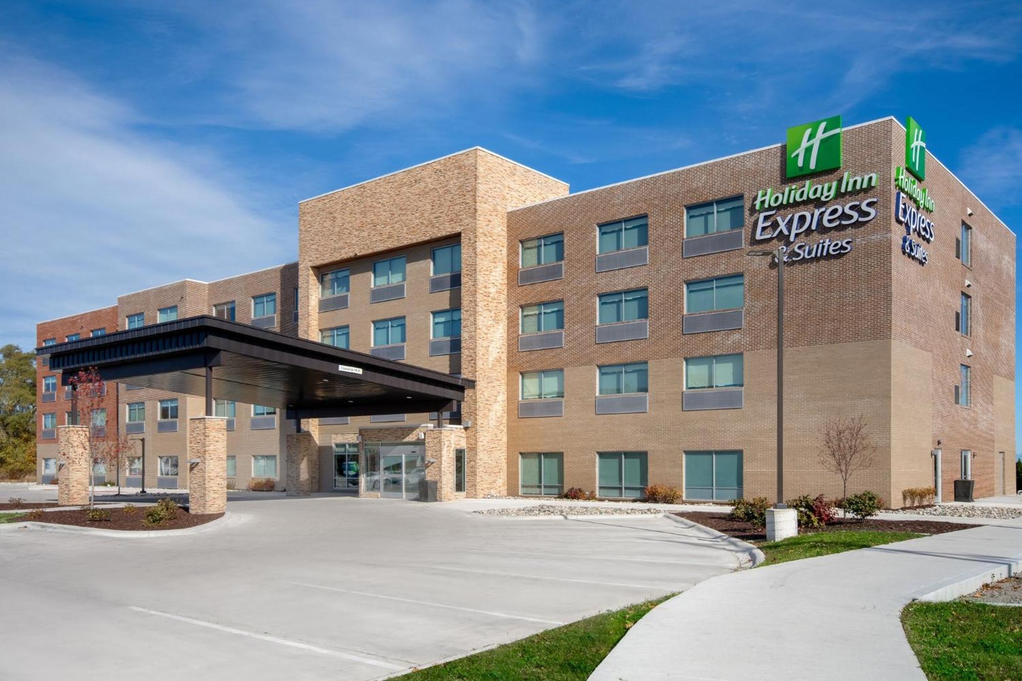 Holiday Inn Express & Suites Oscoda By Ihg Esterno foto